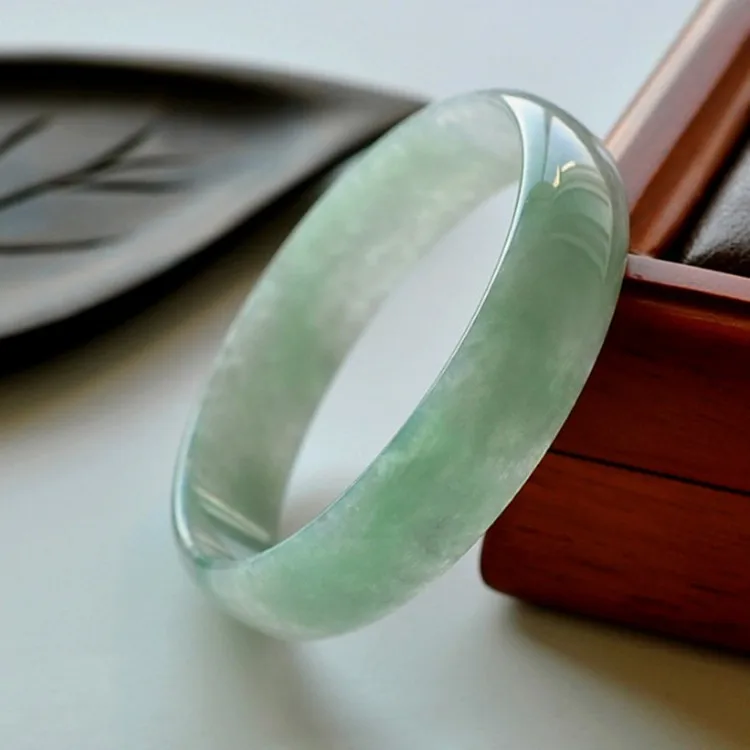 

100% Natural jade bracelet Female light green Burma jade gemstone jewelry jade for women