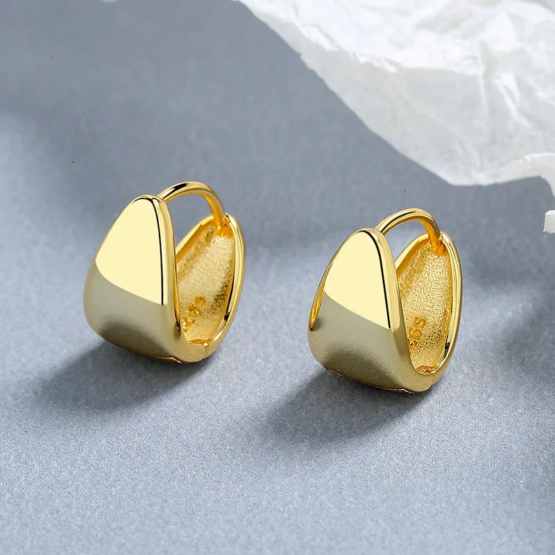 

Carline simple 18k gold plated triangle hoops fine 925 sterling silver huggie earrings gifts for women minimalist jewelry