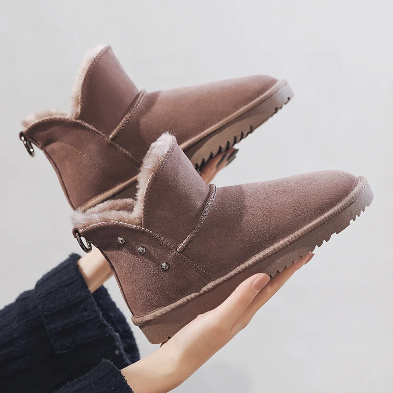

Wholesale New design High Quality Winter Warm Genuine sheepskin Snow Boots for Women causal shoes, Customized color