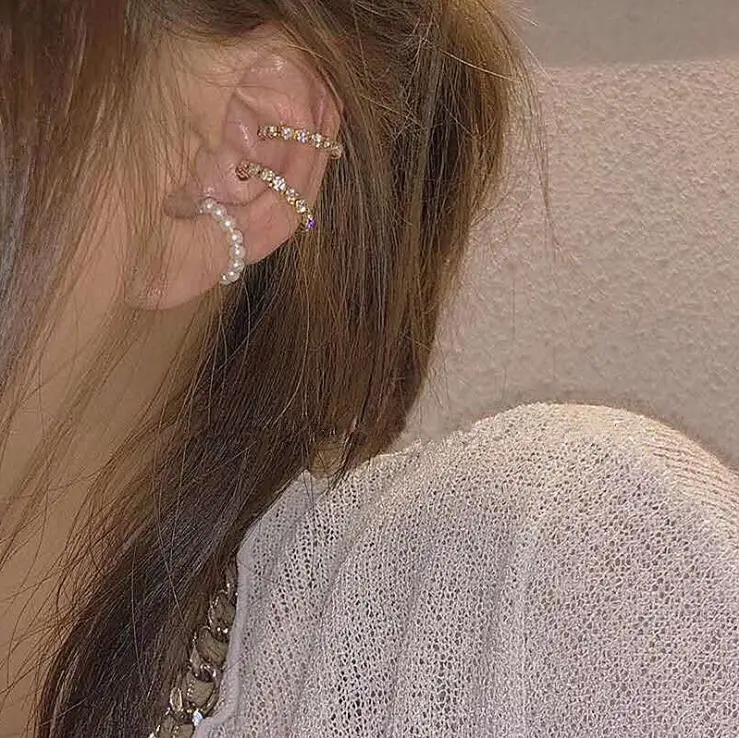 

Non Pierced Fake Ear Piercing Three Layer Circle Pearl Ear Cuff Gothic Gold Crystal Clip on Ear Wrap Earrings for Women