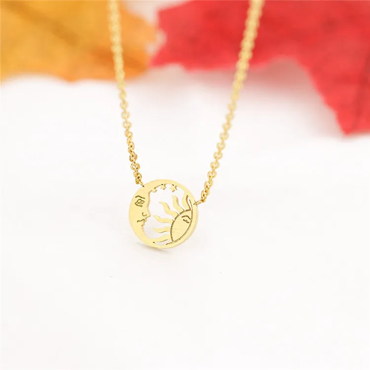 

Hot sale Tarot card of the sun and moon vacuum pendant necklace female 18k real gold plating female necklace, Picture shows