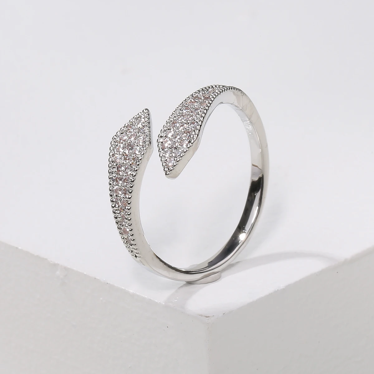 

2021 Women Engagement Jewelry adjustable custom made Wedding Ring