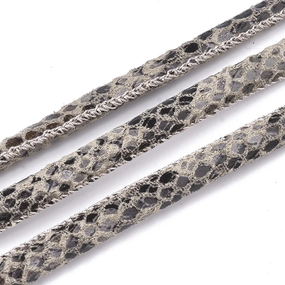

Pandahall  Imitation Snakeskin PU Leather Cords, Antique white