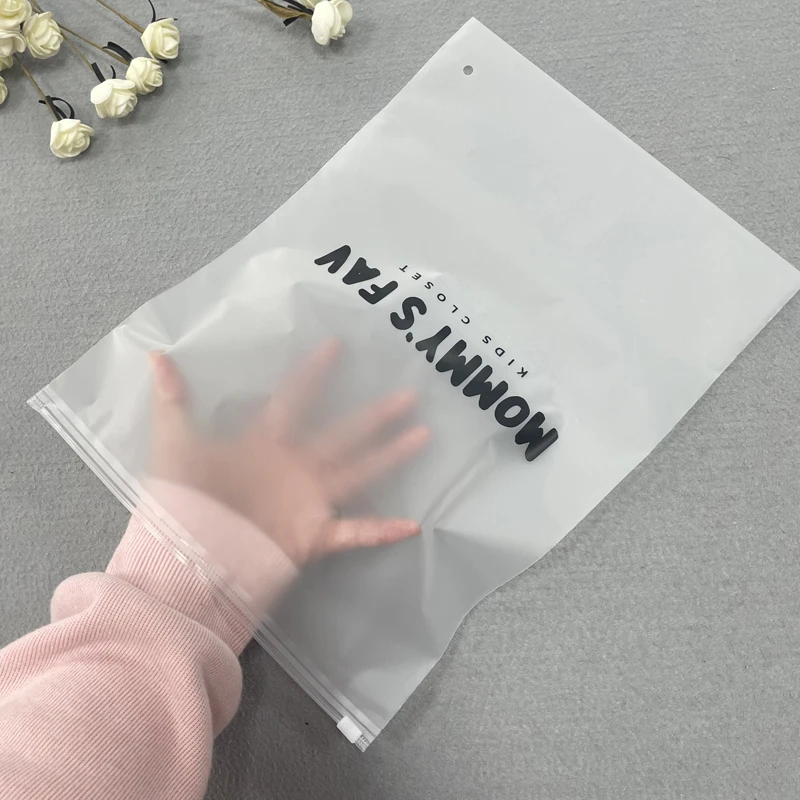 

Wholesale Custom Frosted Print Zipper Clear Package Bag Ziplock T-shirt Clothing Plastic Packaging Bags