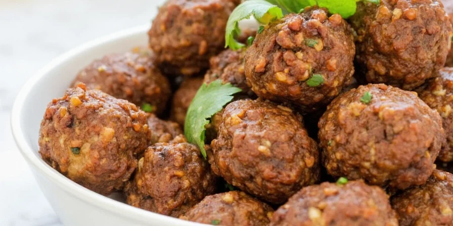 Grilled Turkish köfte on skewers