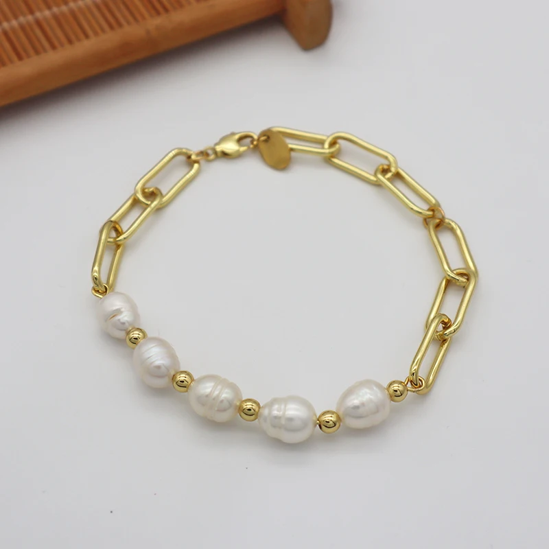 

W0737 2021 Summer limited elegant fresh water pearl with gold plated brass beads and chain bracelet for women ladies