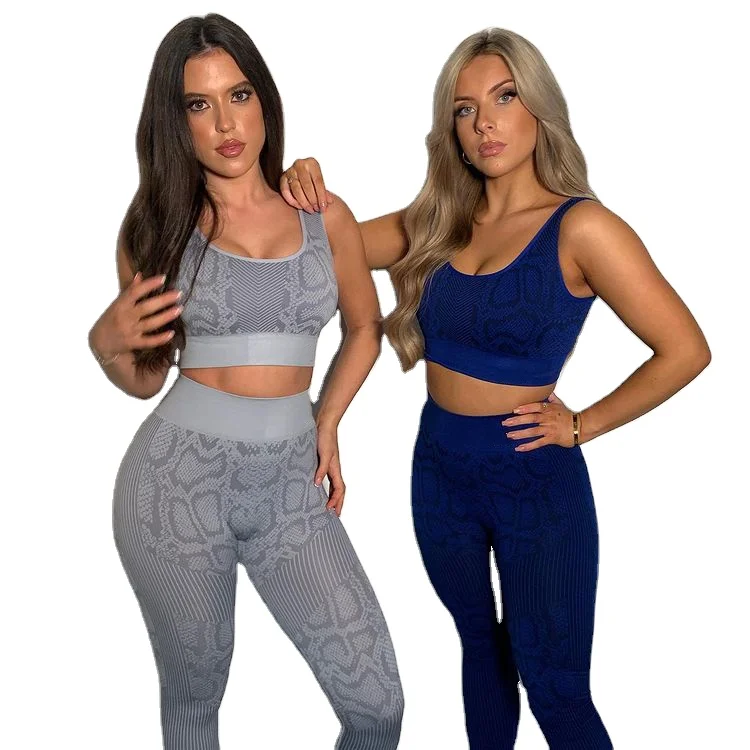 

2021 New breathable seamless yoga snakeprint fitness suit for women
