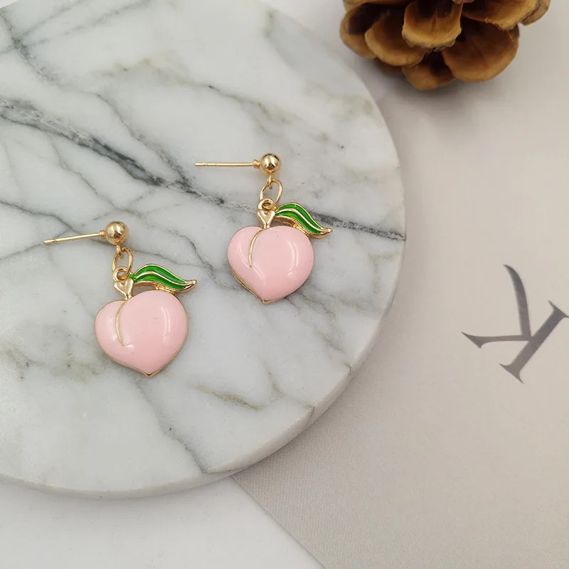 

Simple Retro Joker Earrings Fashion Cute Girl Drop Oil Peach Girl Earrings