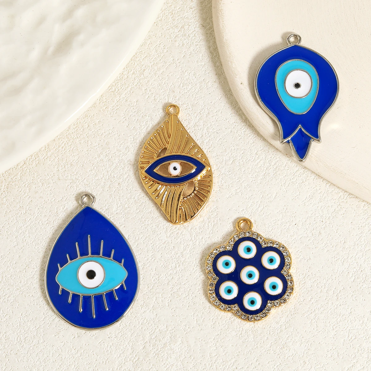 

2023 Trendy evil eye blue eyes cheap china wholesale 18k gold necklace pendant wholesale