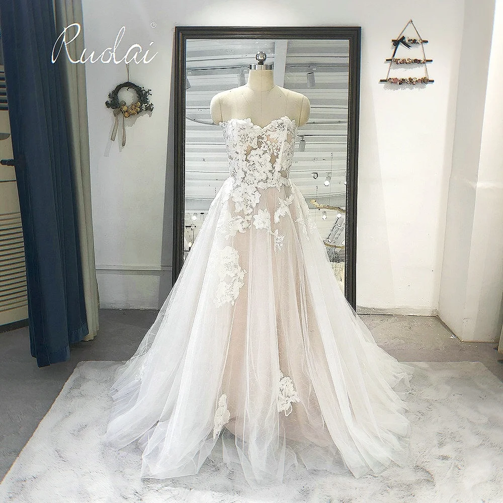 

OWD-H2366 Sweetheart Strapless Appliqued Tulle Bridal Gowns Lace A-Line Court Train Wedding Dress Bridal Gowns, Custom made