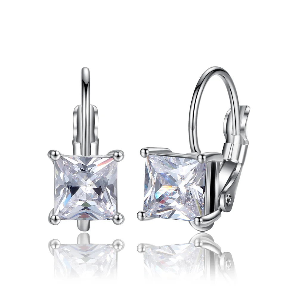 

Yi Wu Factory Crystal Clip On Zircon Earrings