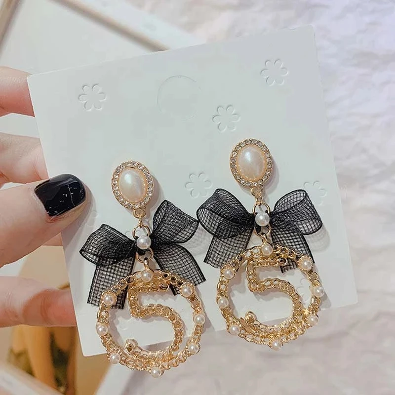 

Big Letter 5 Drop Dangle Tassel Earrings Women Logo Custom Design 5 Pearl Pendant G C Earring Fashion Jewelry Wedding Sets