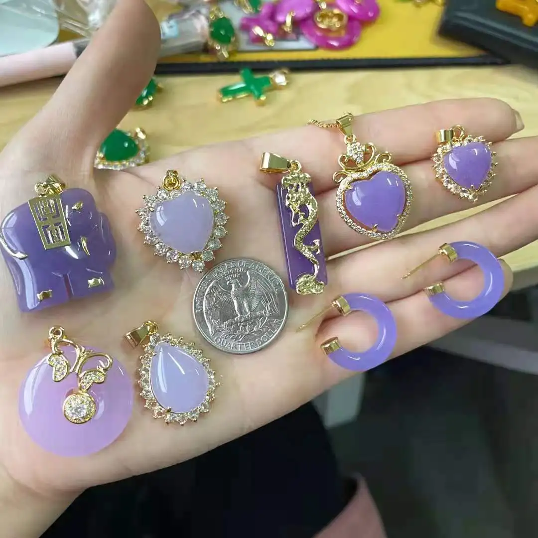 

Lavender jade fashion jewelry 2021 women Chinese agate circle jade gold pendant necklace