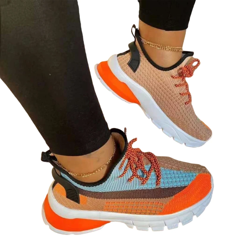 

Latest Fashion Contrast Color Stitching Design Flat Shoes Ladies Fly Knit Sneakers, Picture
