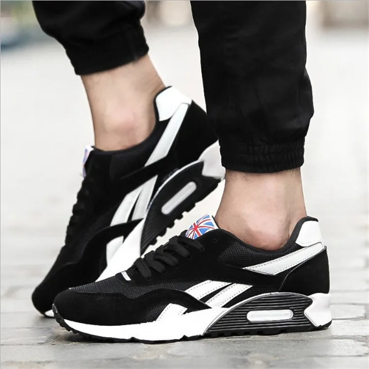 

Wholesale 2019 men's breathable casual shoes sneakers travel version of men's shoes, Black, red, blue