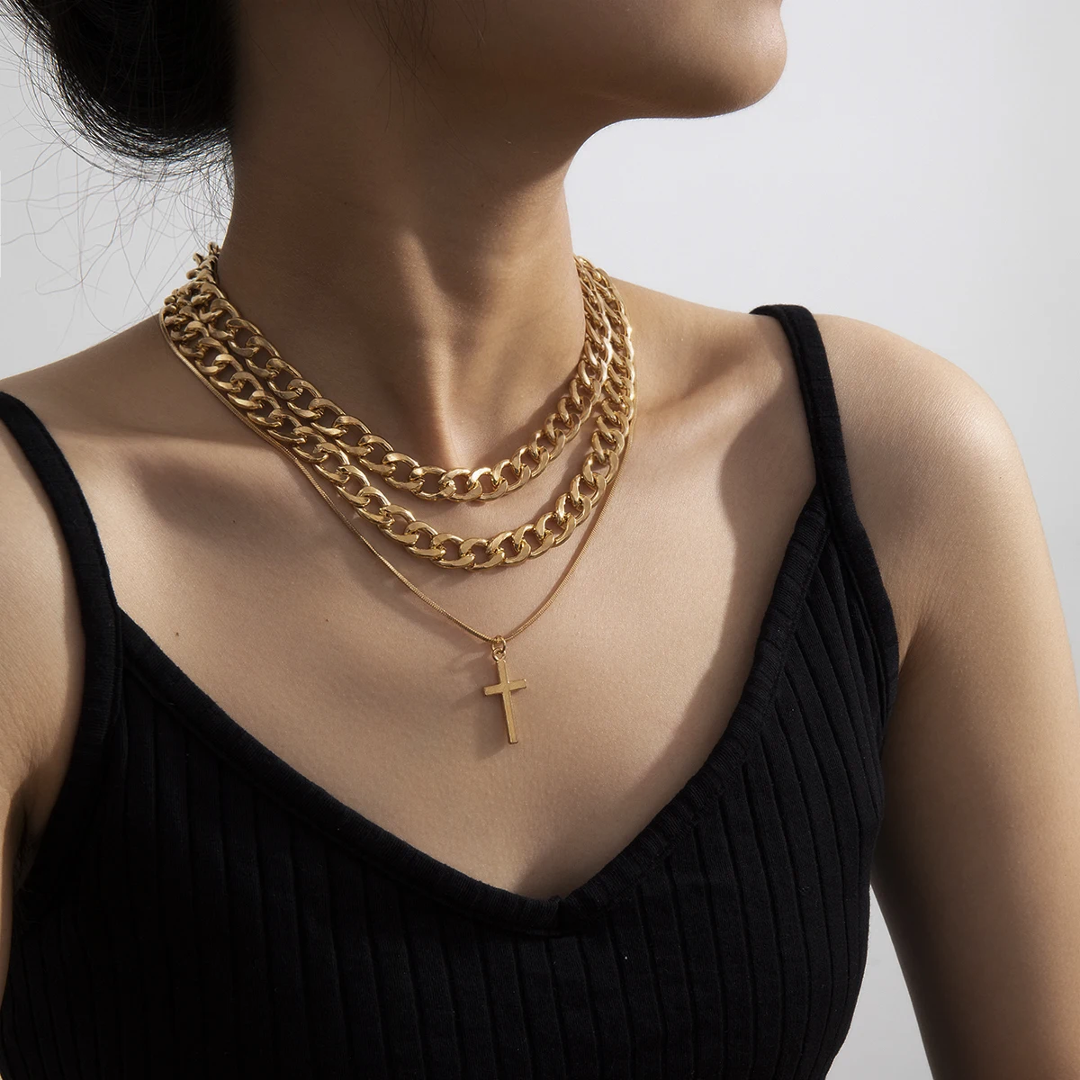 

SHIXIN 3pcs/set Cuban Chain Link Layered Necklace Snake Chain Women Jesus Piece Gold Cross Pendant Necklace Party Jewelry, Silver,gold
