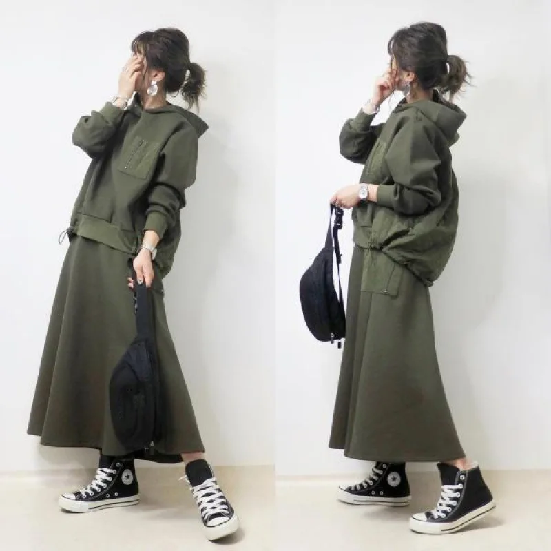 Boutique Wholesale 2026 Autumn New Fashionable Long Sleeved Patchwork Sweatshirt Elastic Waist A-line Skirt Women's Set