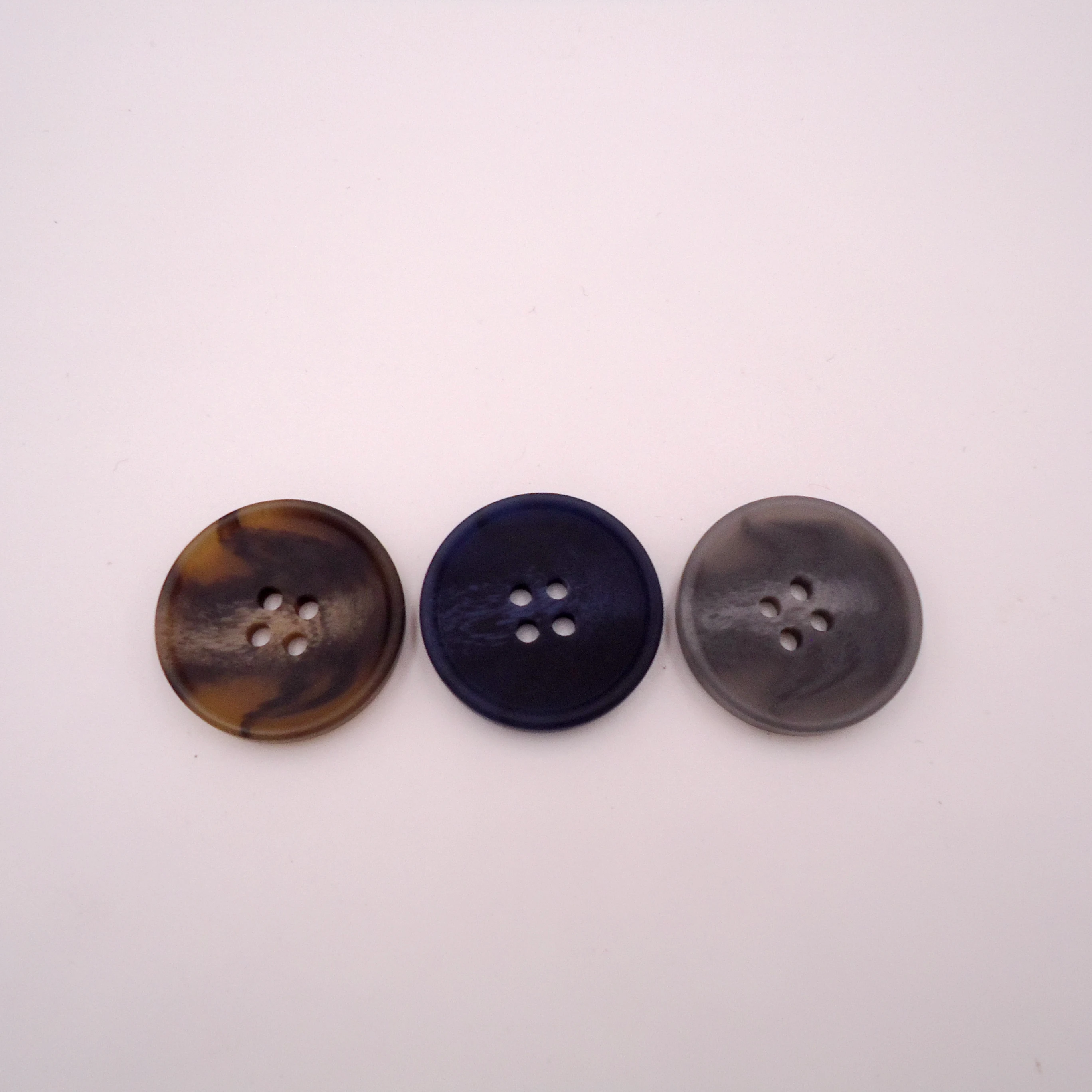 

custom 3 colors polyester resin buffalo cow horn button for coat