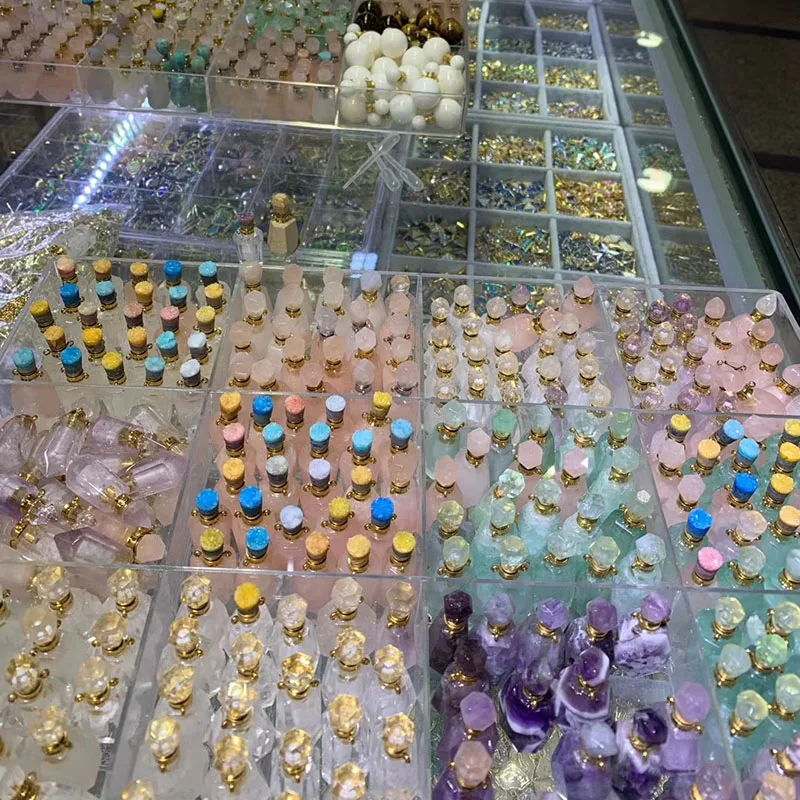 
New Design Healing Quartz Crystal Perfume Bottles Pendant For Necklace 