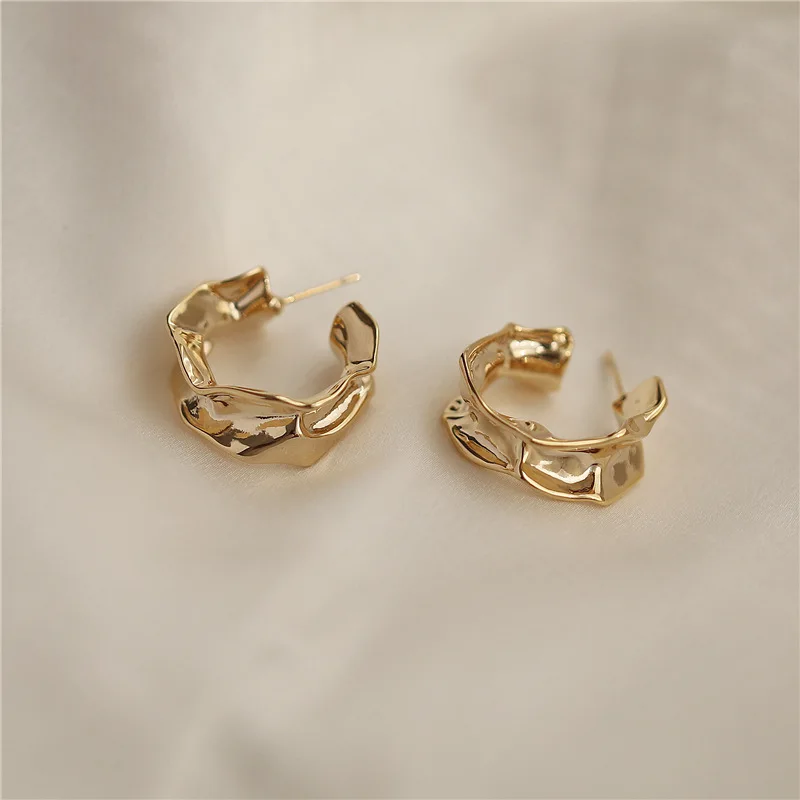 

Minimalist Brass Real 18k Gold Plated 925 Silver Earring Post Small Circle Hoop Earrings Wrinkle C Shape Hoop Earrings