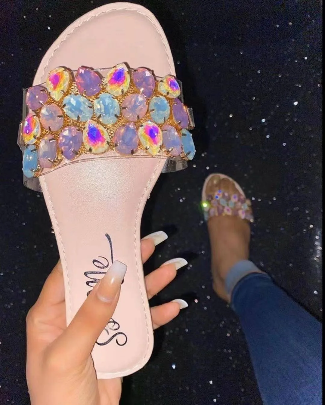 

2021 Hot sale Fashion New Colorful Shining Diamonds Slides slippers for Women Fashion season shoes, Customized color