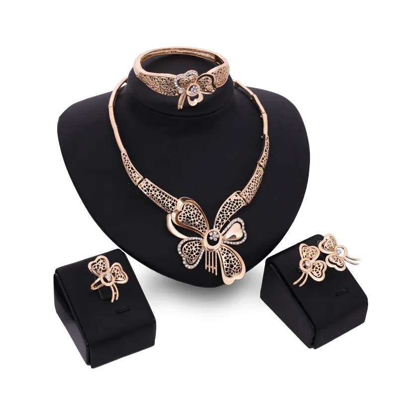 

2021 Latest Designs Dubai Gold Plated Ladies Fancy Jewelry Set, Picture shows