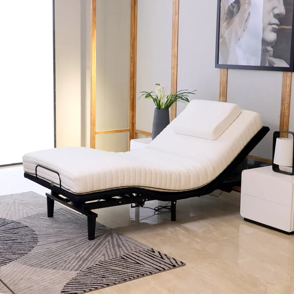 Best Adjustable Beds for Seniors - Buyer's Guide & Reviews - 2020