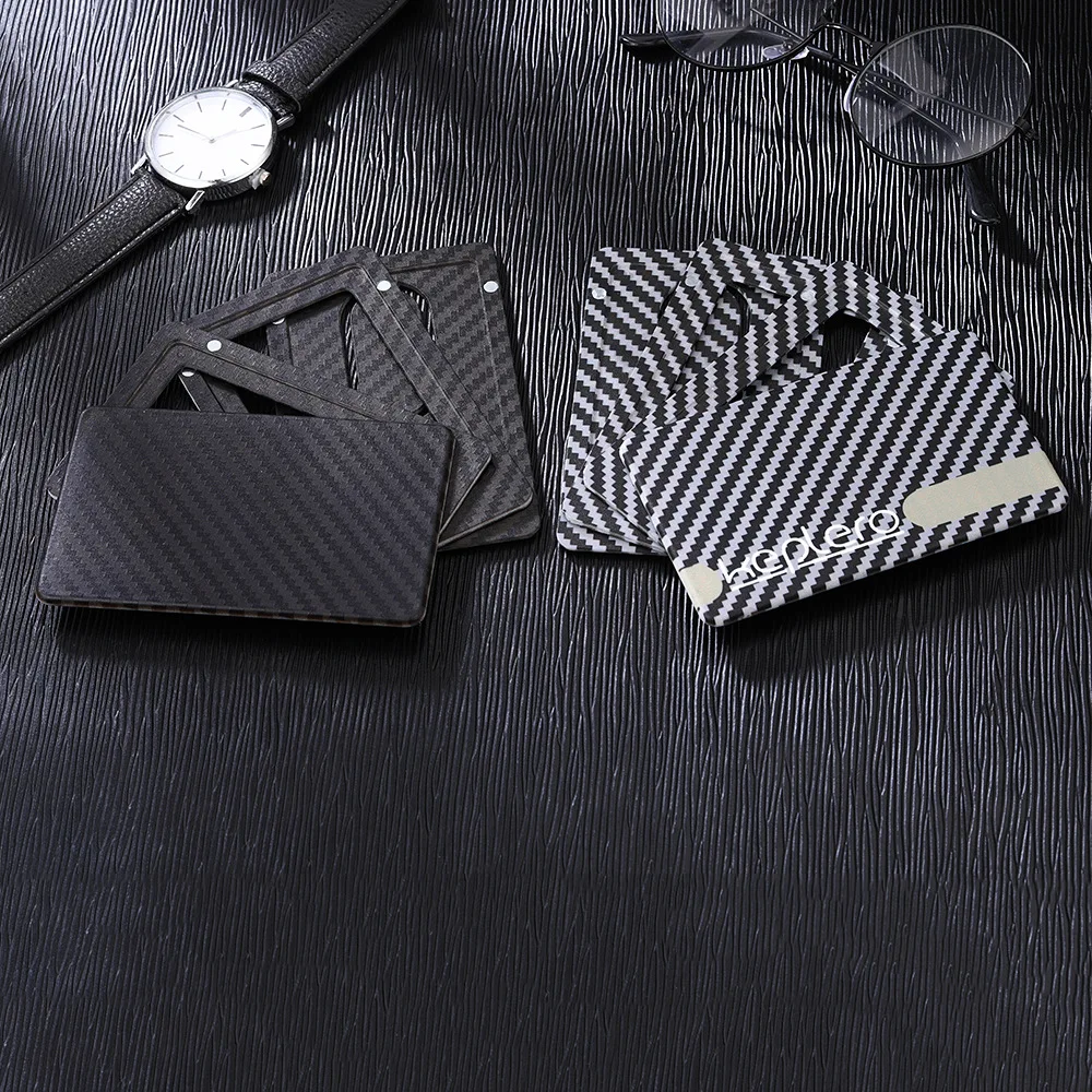 

RUNKAI Carbon fiber magnetic credit card holder sleeve wallet carbon fiber pattern gift private order wallets, Black