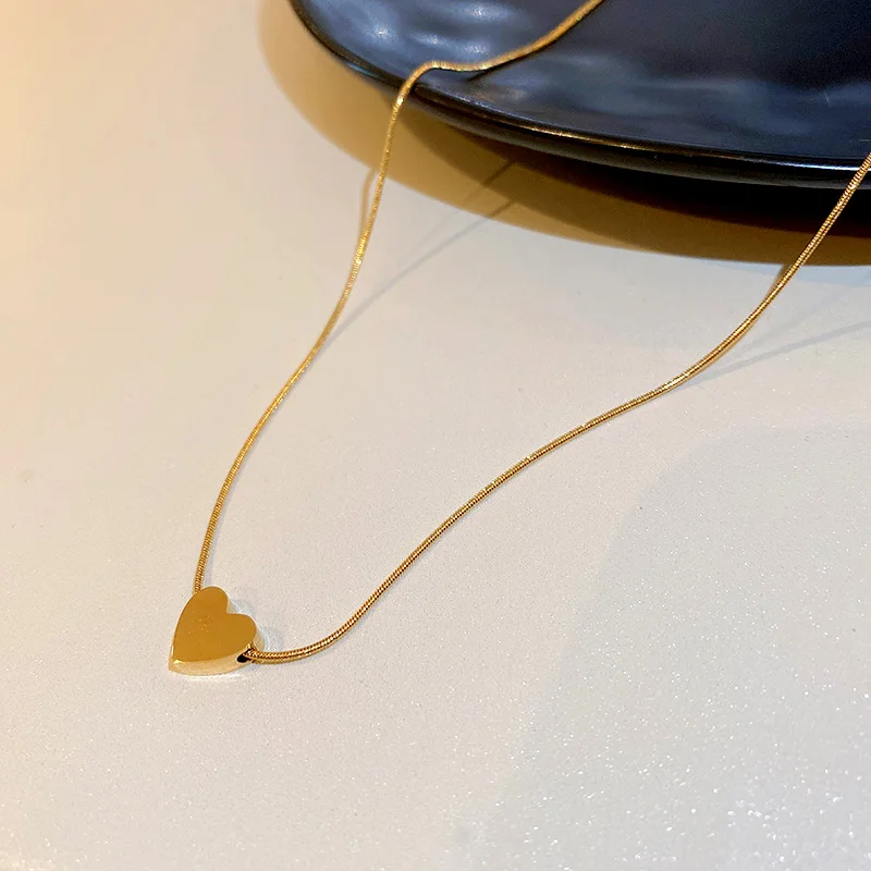 

fashion titanium pendant gold necklace heart