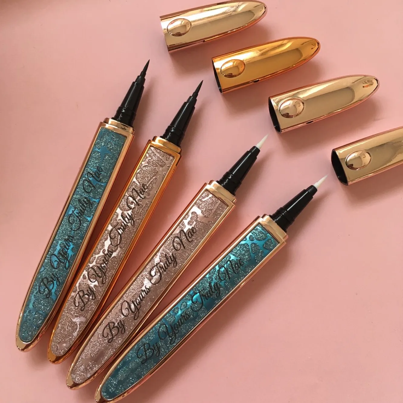 

Lash Glue Eyeliner Magic Self adhesive Eyeliner Liquid Waterproof 2 in 1 Long Lasting Eyelash Glue Pen Eye Liners