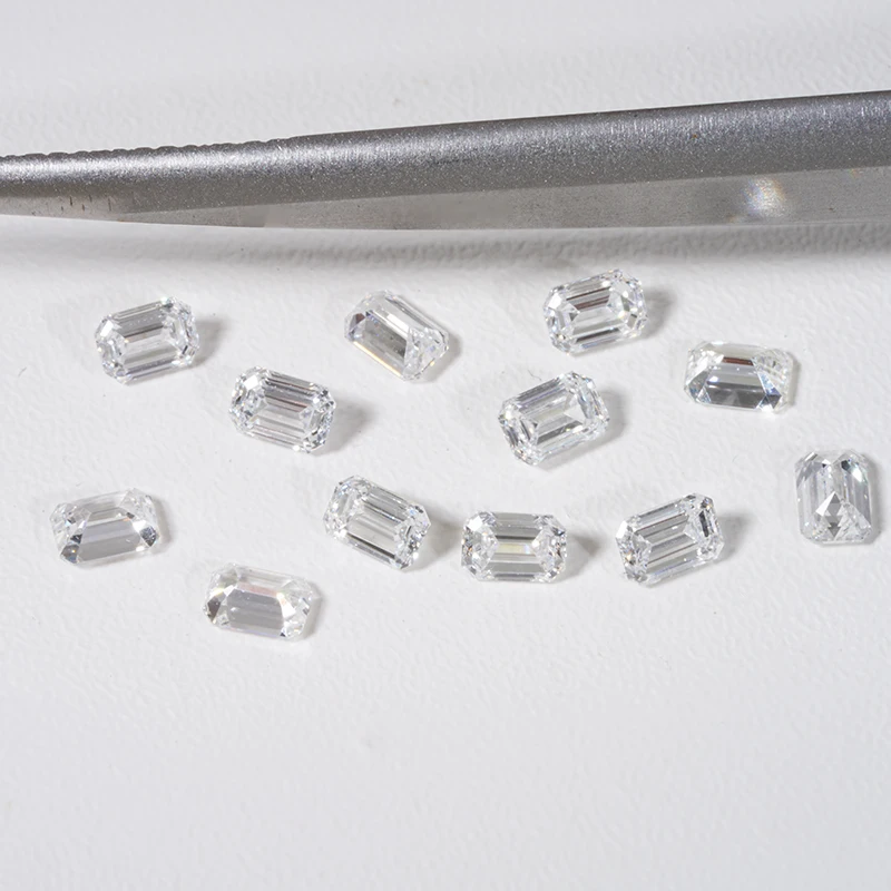 Green Diamond Cut Emerald Cut and Melee Lab Diamond Small Size Loose HPHT Diamond Calibrated Size Lab Grown Diamond