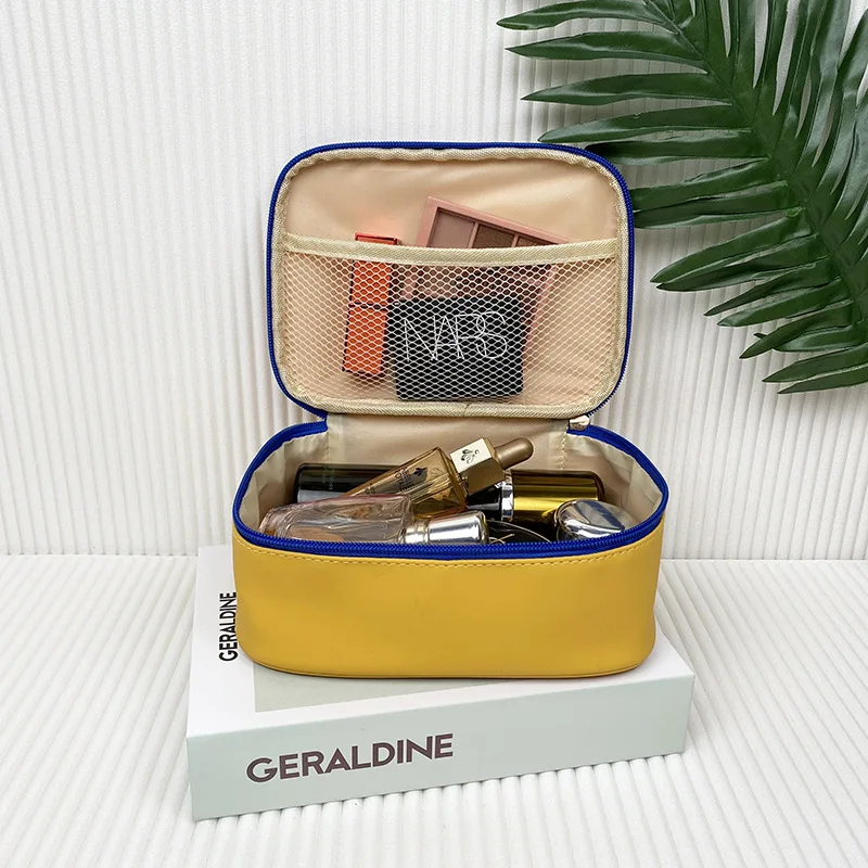 

2022 New custom printing cosmetics waterproof makeup pink PU travel toiletry women's cosmetic bag