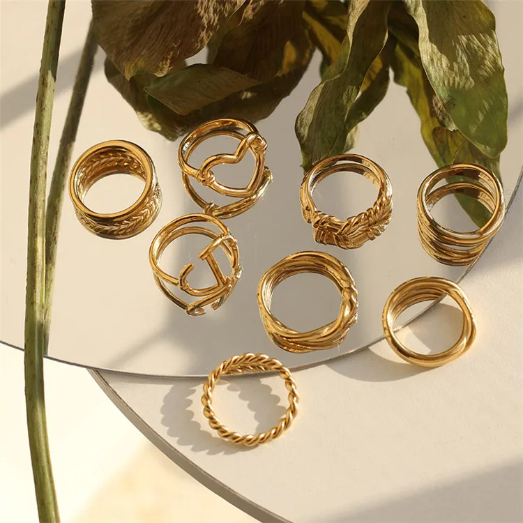 

SP Wholesale 8Styles Stainless Steel Ring Heart Shape 18K Gold Titanium Steel Rings For Women Jewelry