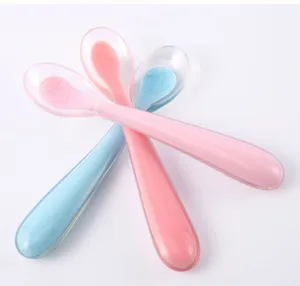 Image of Dongguan Factory Feeding Supplies Silicone Baby Bendable Spoon