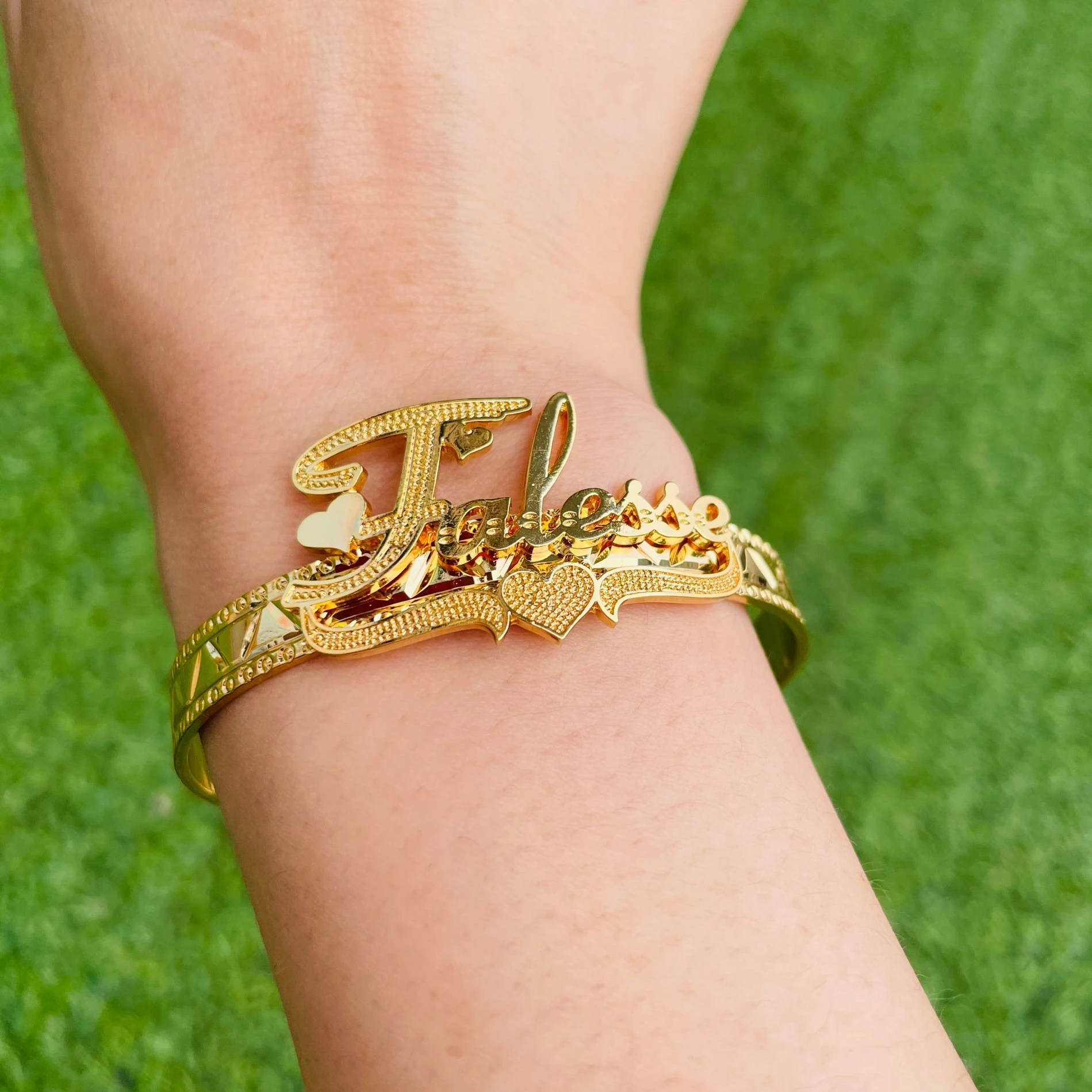 

2021 Double Hot Style Personalized Jewelry Custom Bracelet with Alphabetic Name Board Bracelet for Women with Alphabetic Name