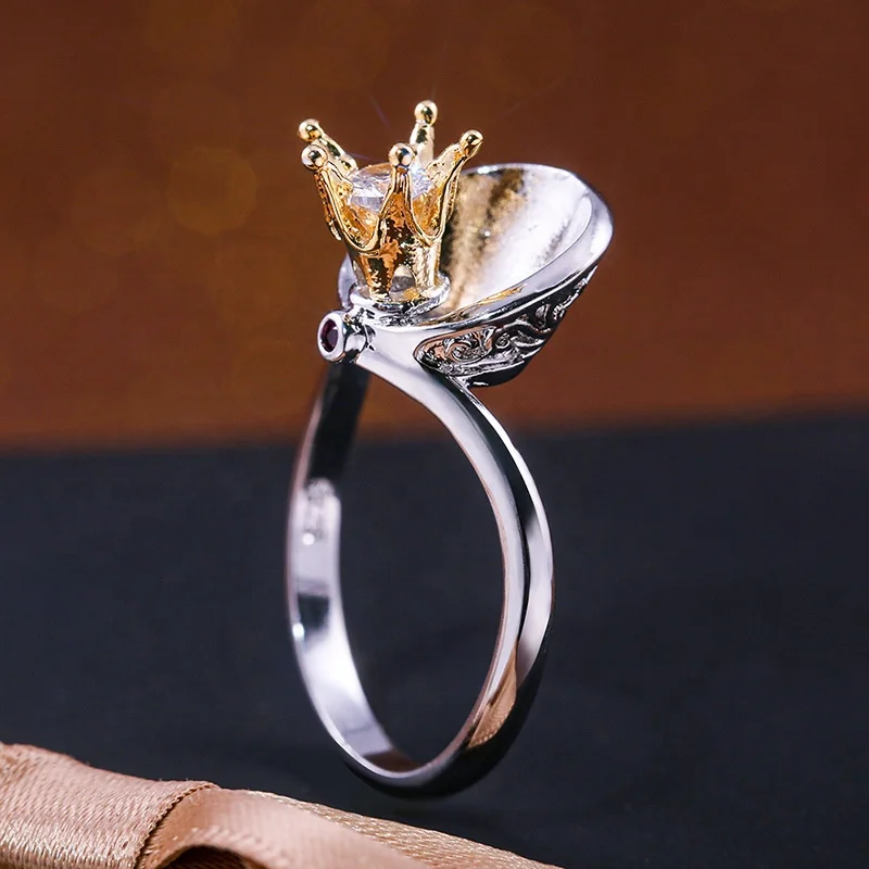 

Fashion Luxury Crown Ring Statement Women Wedding Zircon Engagement Ring Trend Geometric Romantic Party Gift