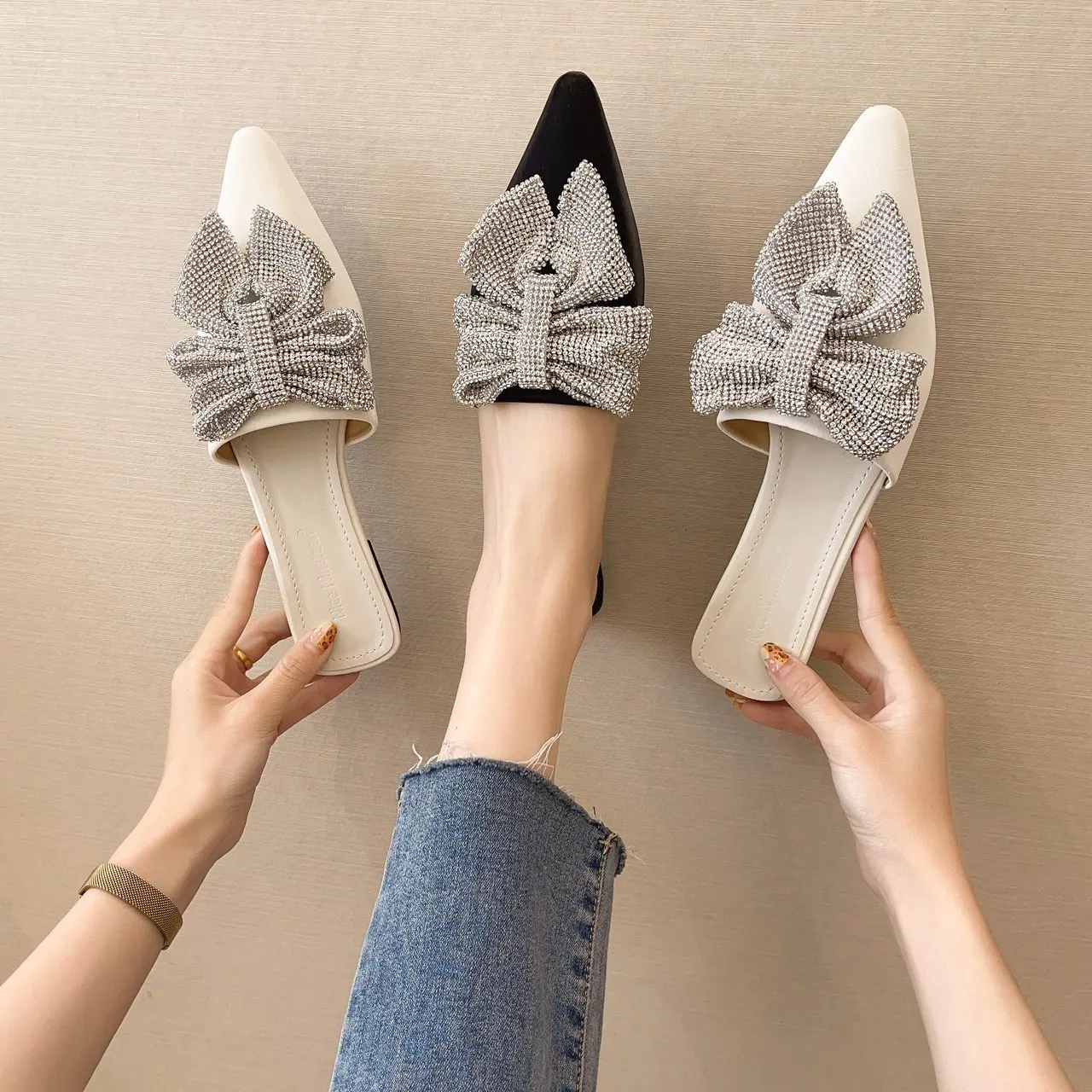 

LX-209 high quality Closed toe half slippers rhinestone bow mules shoes fashion outdoor flat pointed sandals for women, Picture show
