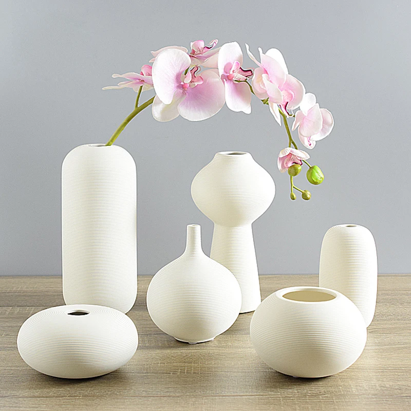 

Desktop Ornaments Jewelry Creative Furnishing Small White Vase Decorated with Modern Art Ceramic for Home S