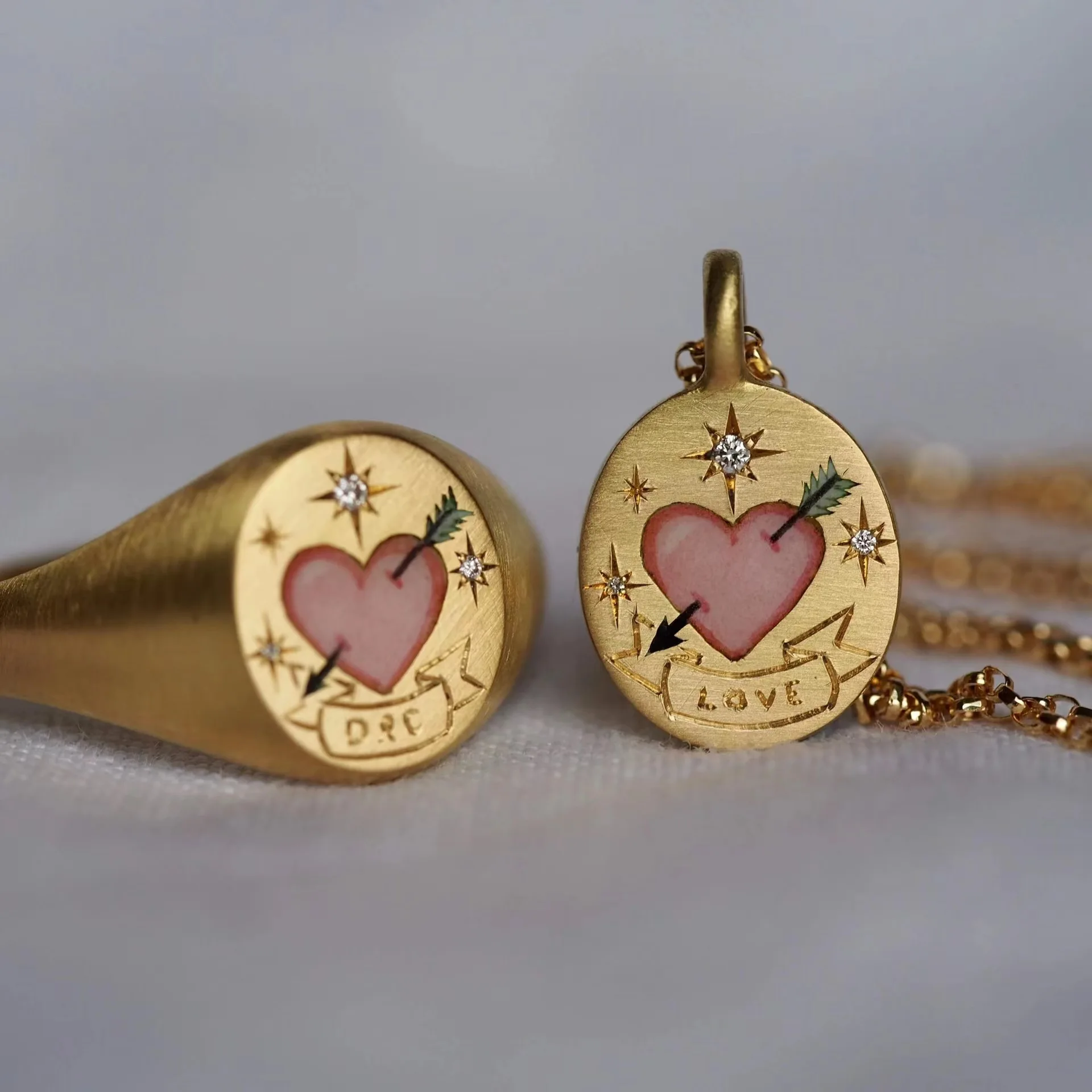 

Creative Hand Painting Flower Heart Necklace Jewelry 18K Gold Plated Stainless Steel Necklace for Women Girls