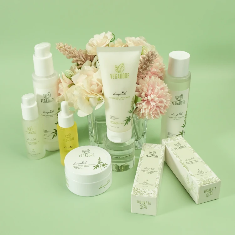 

CBD trending skincare 2021 private label skincare low moq anti aging oem skincare set