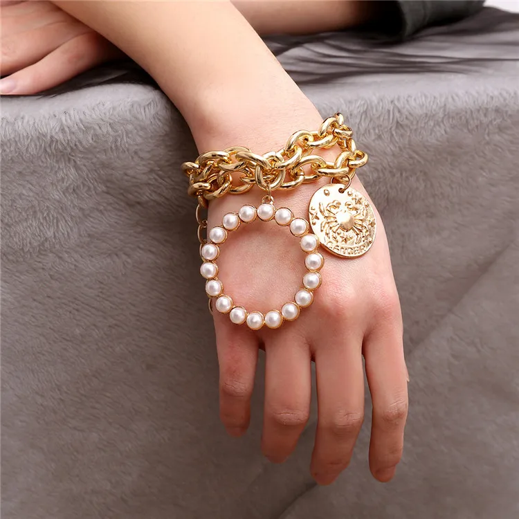 

European American Jewelry Punk Exaggerated Crab Pendant Bracelet Geometric Hollow Ornaments Multilayer Pearl Bracelet, As picture