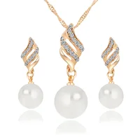 

cute simple spiral pearl jewelry set