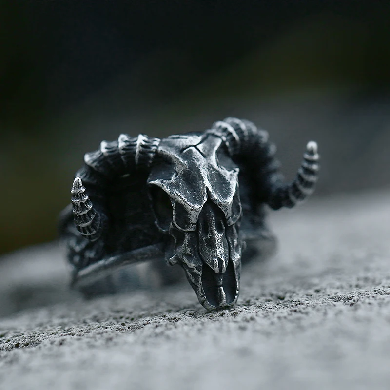 

SS8-919R Steel Soldier Custom Design Cool Horn Goat Skull Ring Satan Jewelry Stainless Steel Mens Motorcycles Biker Skull Ring