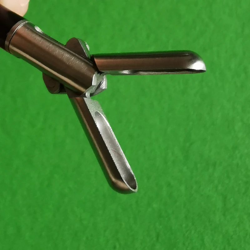 spoon forceps 2.jpg