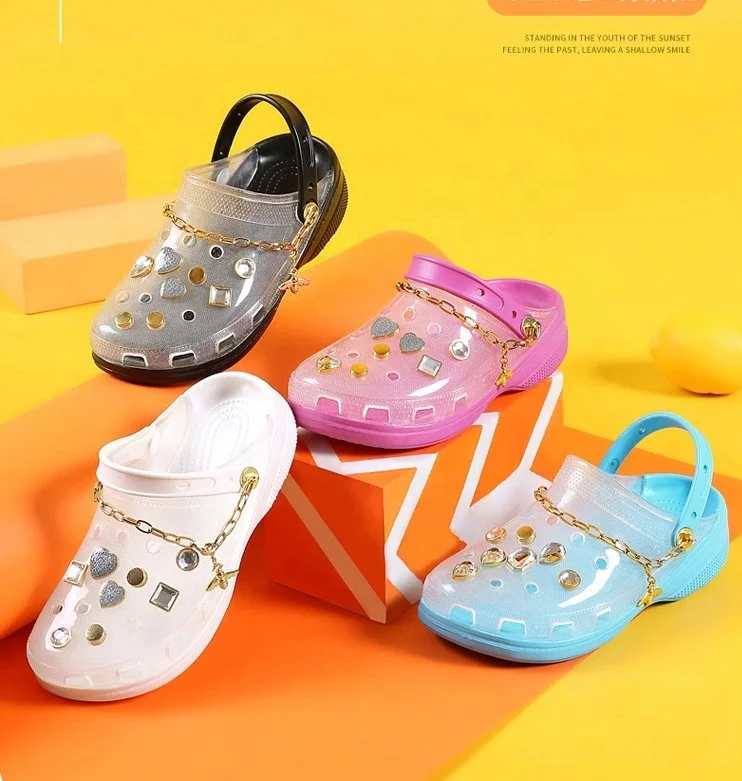 

2021 new rhinestone clear crocsh summer outdoor slippers comfortable crocsh shoe
