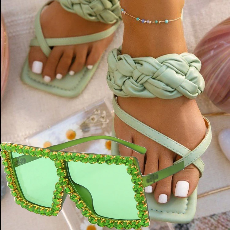 

Free Shipping Hot Sale Thick Sandals Flat Women Shoe Platform Sandals Matching Sunglasses Set