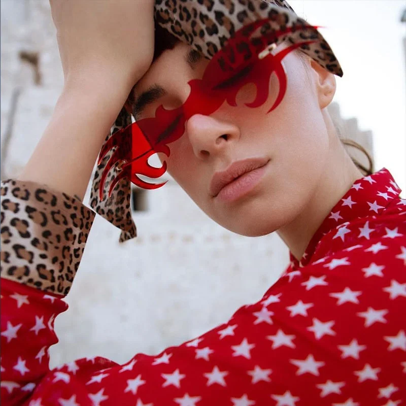 

2020 new spot personality small crab frameless fashion sunglasses concave shape cool hip-hop glasses, As you see