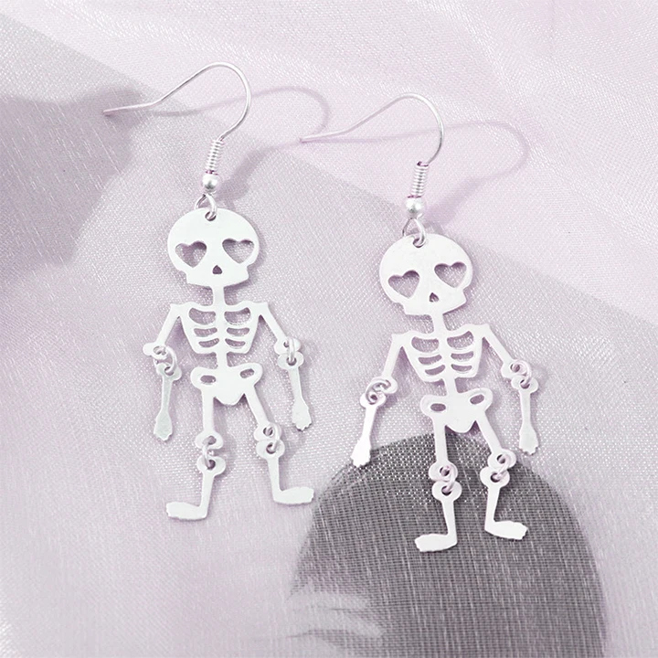 

Hot Sale European and American Exaggerated Skull Pendant Earrings Halloween Earrings for Women, Picture shows