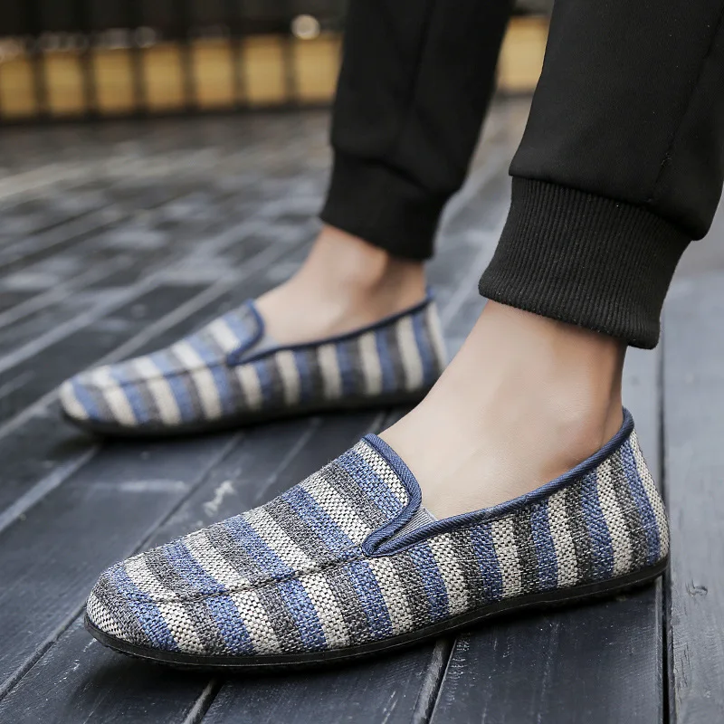 

Wholesale Men Casual Driving Flats Shoes Loafers Moccasins shoes, 2 colors