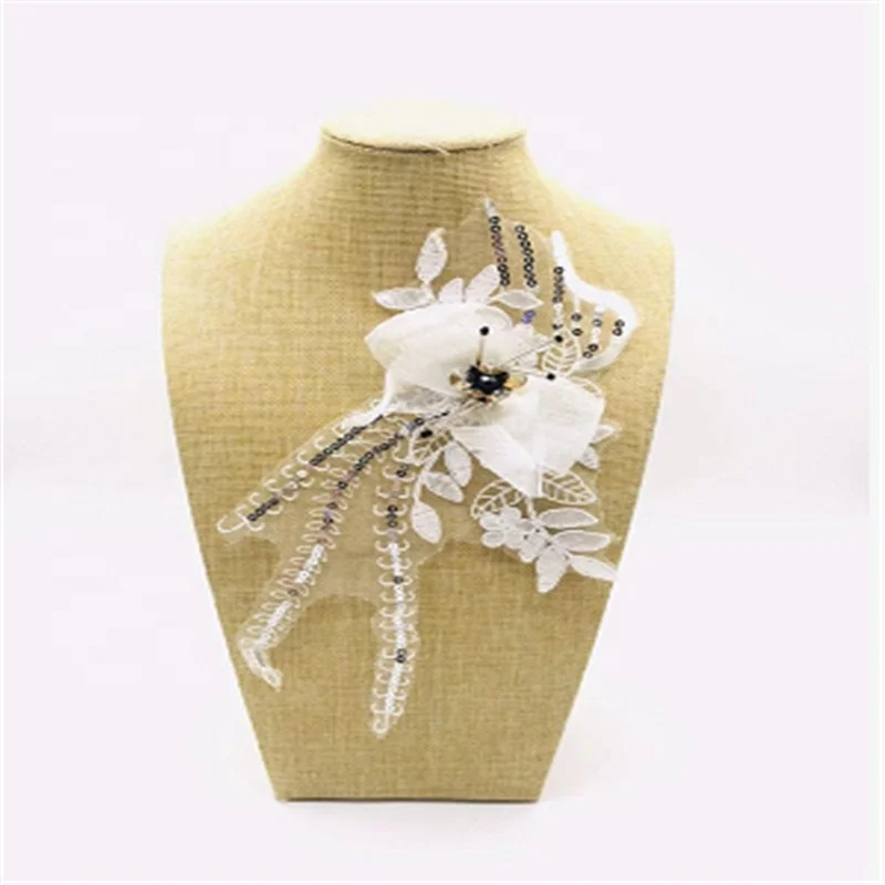 

Popular garment decorative white sew on sequin lace 3d applique, As pictured